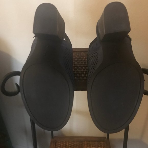 New-Indigo- Steel Blue Sandals with heels - Picture 4 of 4